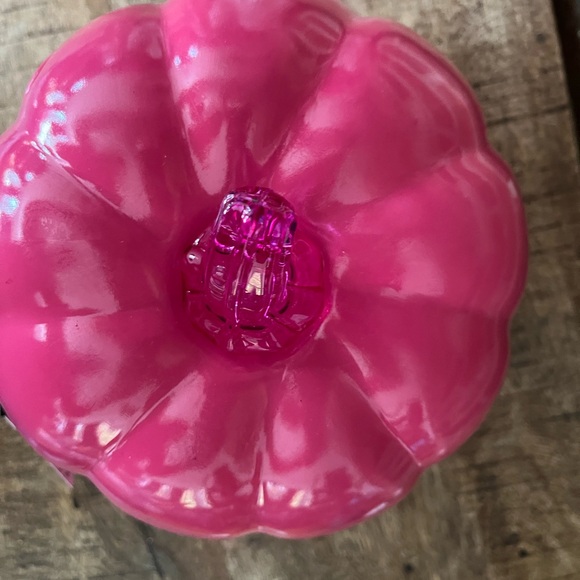 Goblins and ghouls, adorable pink pumpkin new with tags lights up - Picture 5 of 6